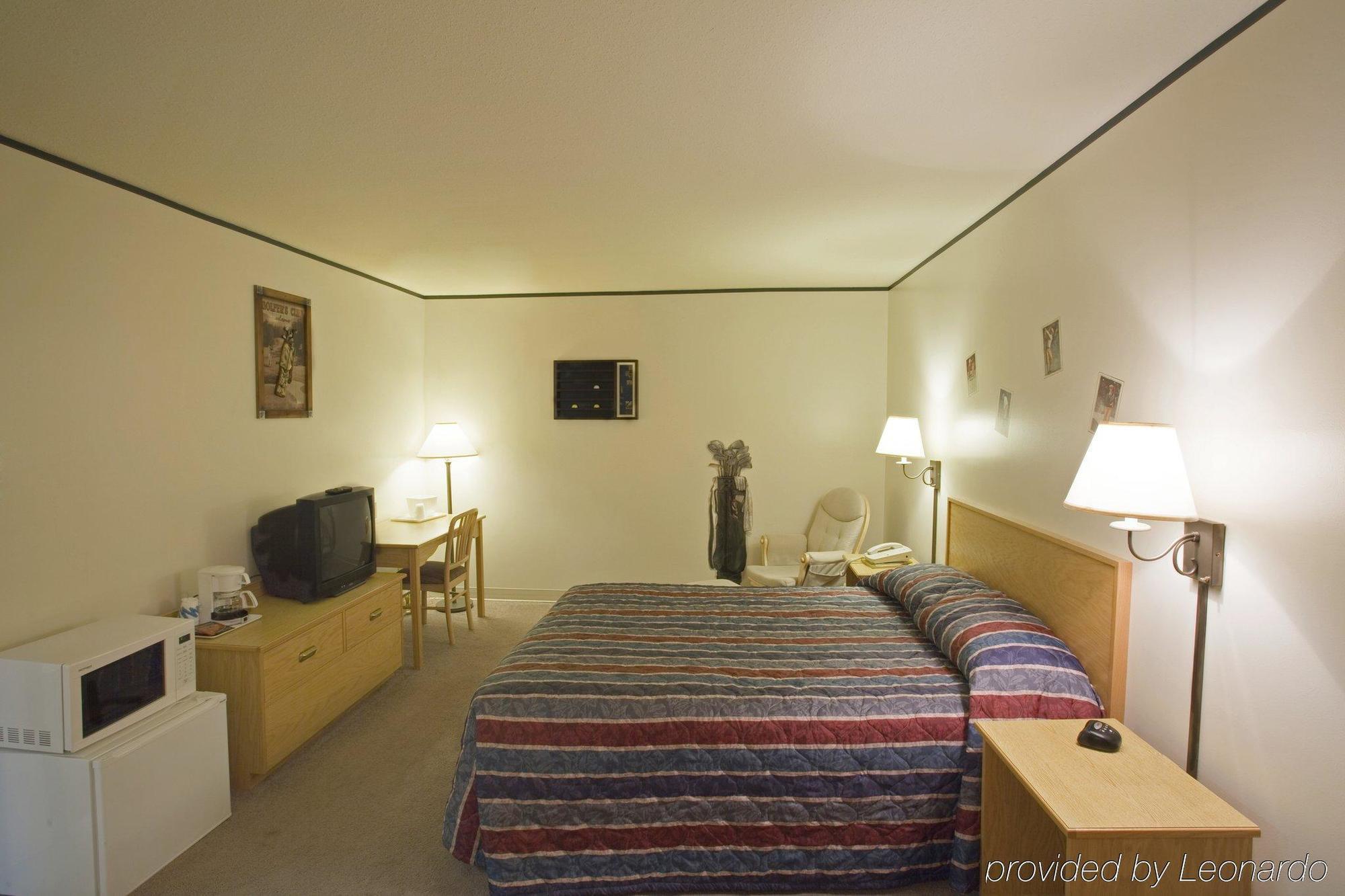 Shelbina Simple Rewards Inn חדר תמונה